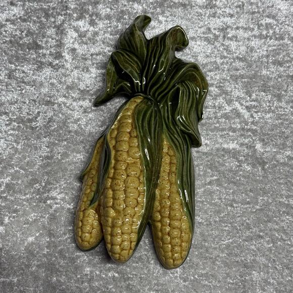 4 Vtg Hand Painted Ceramic Fruit Veggies Wall Hanging Carrots Corn Onions Tomato - Picture 14 of 14